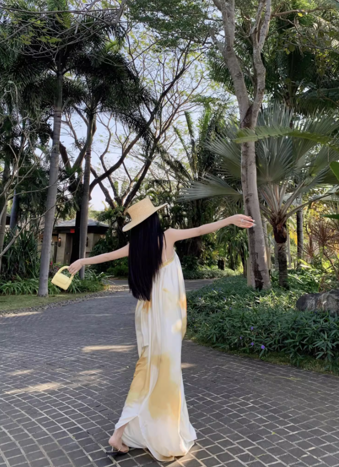 Simple Style Loose Style White & Yellow Maxi Dress Flowy Minimalist Slit Long Dress AP1240