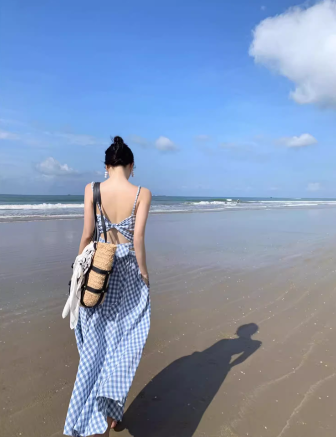 Romantic Travel Outfit Open-Waist Hollow-Out Maxi Dress Checkered Design Spaghetti Strap Long Dress AP1249