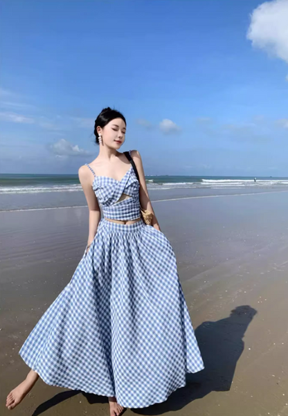 Romantic Travel Outfit Open-Waist Hollow-Out Maxi Dress Checkered Design Spaghetti Strap Long Dress AP1249