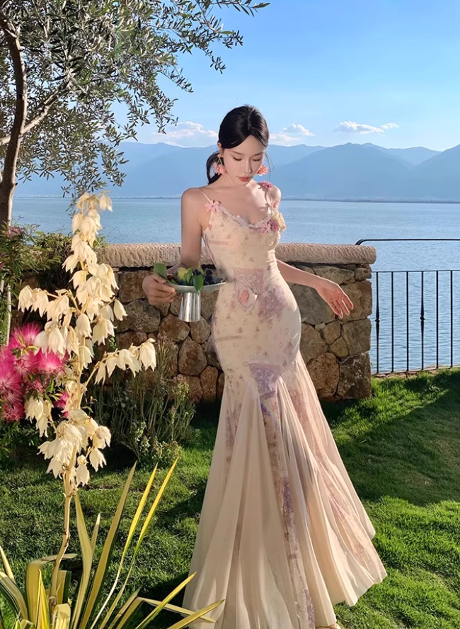 New Arrival Travel Outfit Sheer Lace Splicing Maxi Dress Chic Stereo Flowers Open-Back Floral-Print Long Dress AP1251