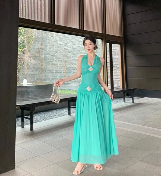 Chic Soft Fabric Cinched-Waist Maxi Dress Open Back Flexible Sheer Tulle Overlay Halter Long Dress AP1261