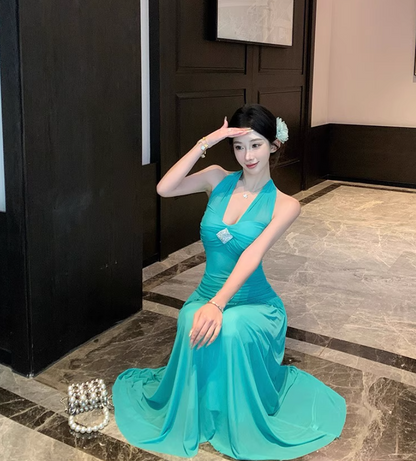 Chic Soft Fabric Cinched-Waist Maxi Dress Open Back Flexible Sheer Tulle Overlay Halter Long Dress AP1261