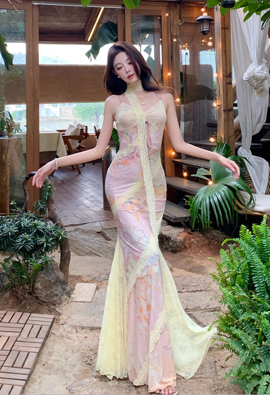 Dopamine Flowing Lace Trim Maxi Dress French Flair Spaghetti Strap Floral Print Long Dress AP1269