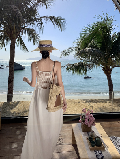 Stunning Crochet-Back Maxi Dress Vogue Spaghetti Strap V-Neck Loose Style Long Dress AP1271