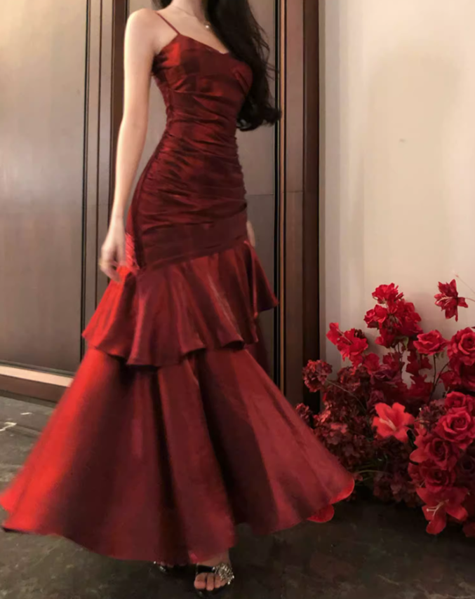 Graceful Red Flowing Feast Party Maxi Dress French Flair Spaghetti Strap Sheen Fabric Long Dress AP1272