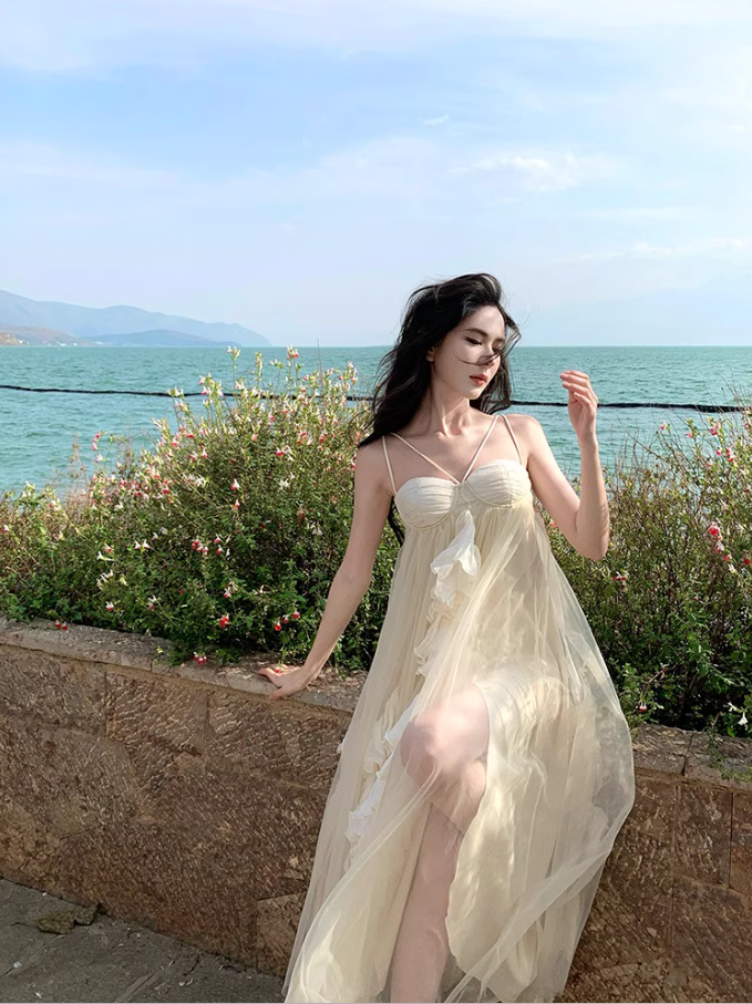 Ethereal Ruffles Asymmetric Hem Maxi Dress Chic Flowy Splicing Sheer Tulle Long Dress AP1278