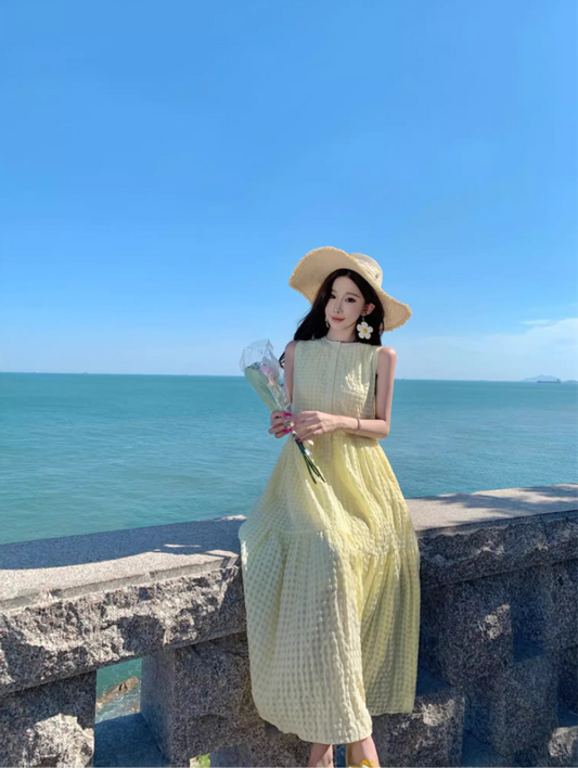 Vibrant Round Neckline Flowy Maxi Dress Classical Sleeveless Yellow Loose Style Long Dress AP1288