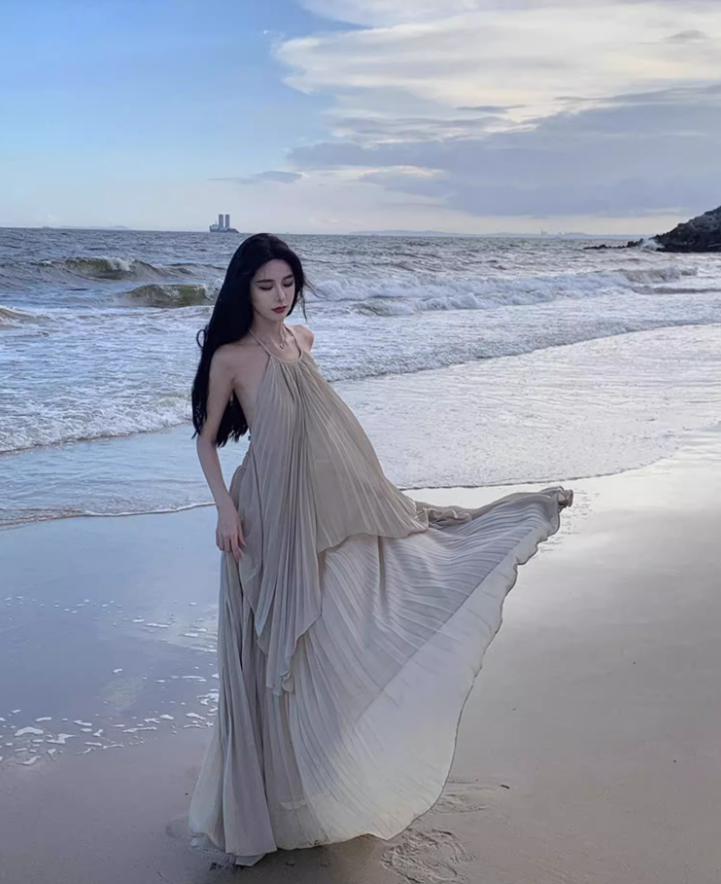 French Tea Dress Pressed Pleat Soft Fabric Flowy Tulle Layered Backless Halter Long Dress AP1293