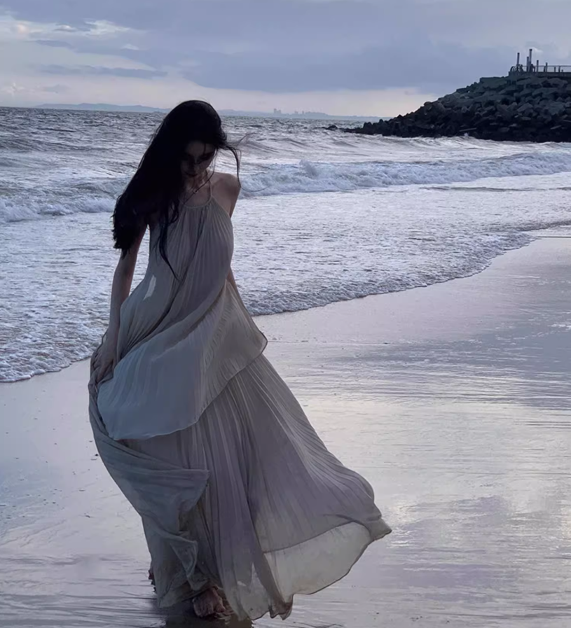 French Tea Dress Pressed Pleat Soft Fabric Flowy Tulle Layered Backless Halter Long Dress AP1293