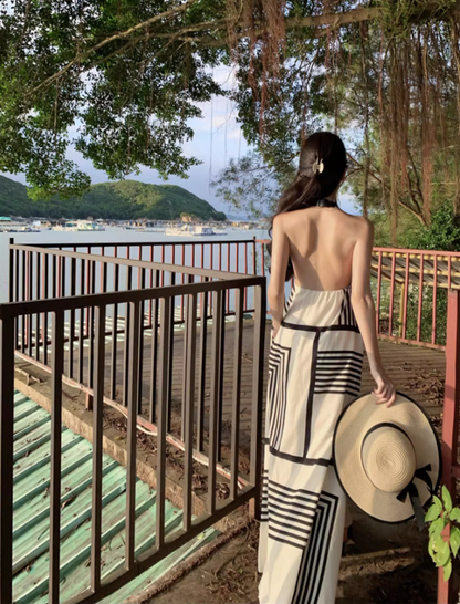 Novelty Geometric Striped Print Flowy Maxi Dress Coastal Trips Loose Style Halter Long Dress AP1299