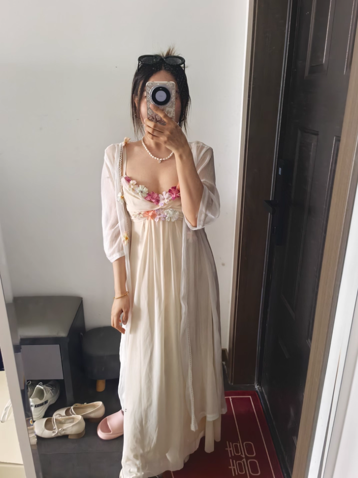 French-Inspired Floral Ornament Maxi Dress Charming Flowy Tulle Overlay Spaghetti Strap Long Dress AP1300