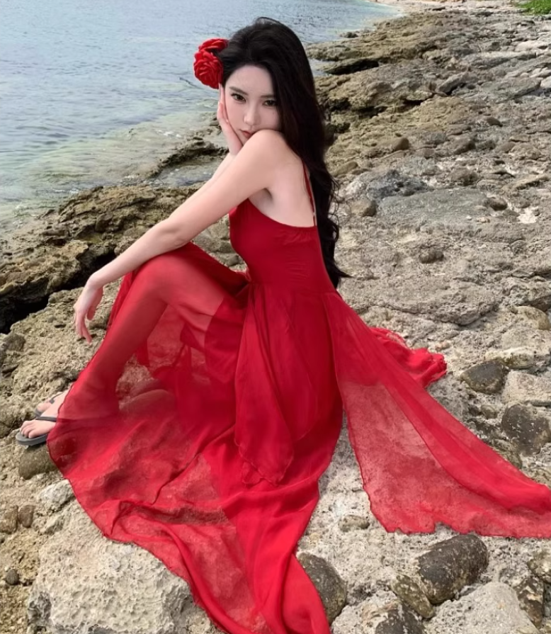 Charming Red Cinched-Waist Maxi Dress Vogue Ruffles Cascade Tulle Spaghetti Strap Long Dress AP1316