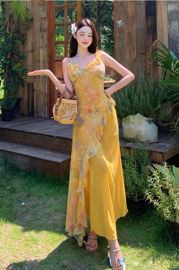 Cute Yellow Flowers Design Cinched-Waist Maxi Dress Niche Tulle Splicing Ruffles Hem Spaghetti Strap Long Dress AP1317