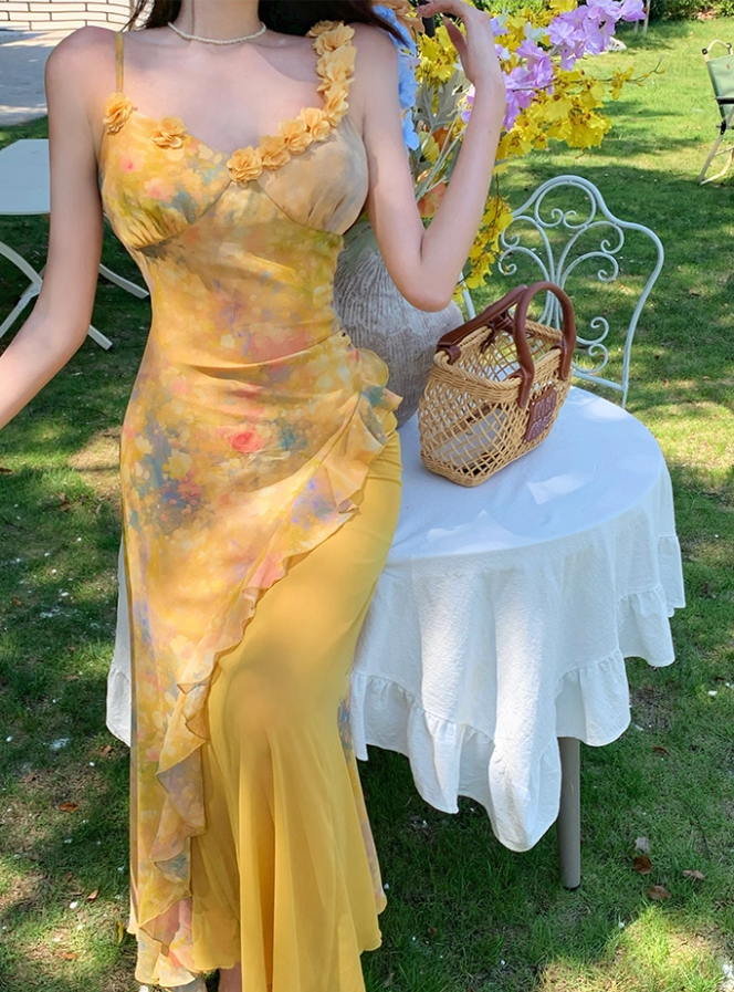 Cute Yellow Flowers Design Cinched-Waist Maxi Dress Niche Tulle Splicing Ruffles Hem Spaghetti Strap Long Dress AP1317