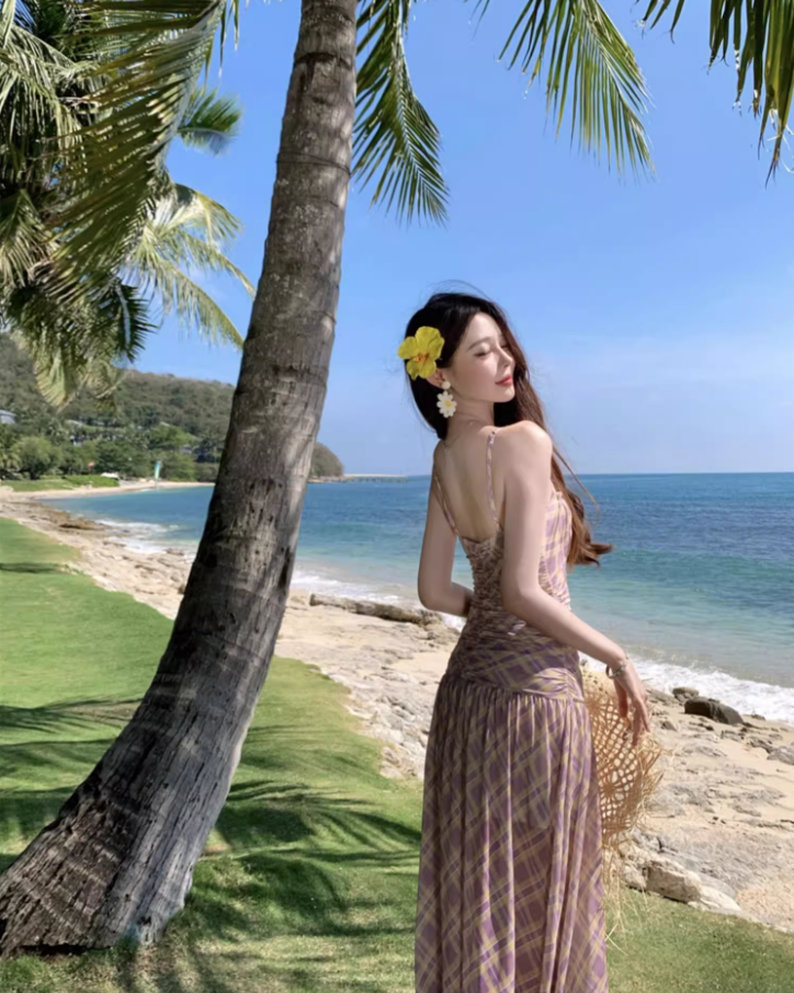 Classical Plaid Cinched-Waist Maxi Dress Chic Beach Getaways A-Line Spaghetti Strap Long Dress AP1318