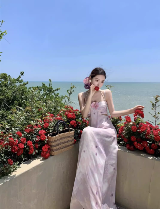 French Style Purple Petal Print Maxi Dress Graceful Flower Design Spaghetti Strap Long Dress AP1322