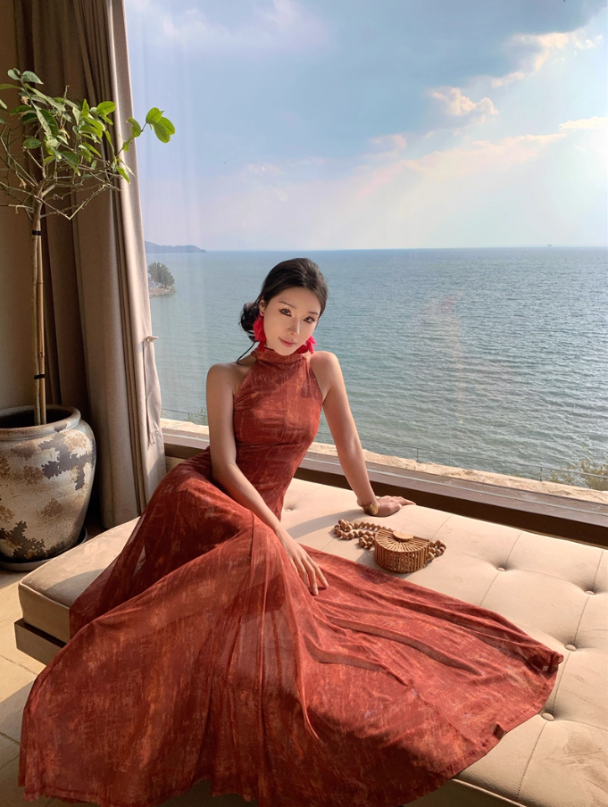 Retro Oriental Style Red Sheath Maxi Dress Artistic Hollow-Out A-Line Halter Long Dress AP1338