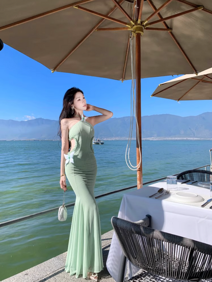 Romantic Green Butterflies Design Sheath Maxi Dress Elegant Coastal Shoots Mermaid Open-Waist Halter Long Dress AP1340