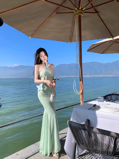 Romantic Green Butterflies Design Sheath Maxi Dress Elegant Coastal Shoots Mermaid Open-Waist Halter Long Dress AP1340