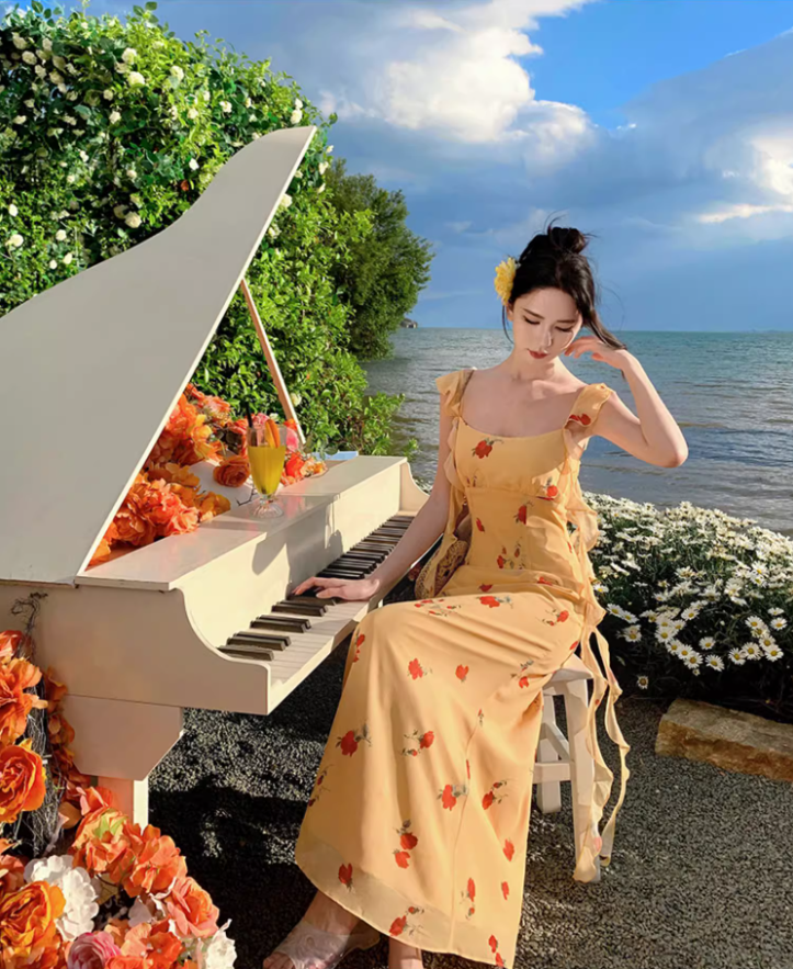 Graceful Flutter Spaghetti Strap Flowers Print Maxi Dress Vogue Square Neck Long Dress AP1342