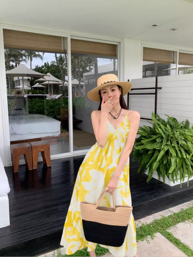 Vibrant Oversize Yellow Tie-Dye Maxi Dress Chic Spaghetti Strap Coastal Shoots Long Dress AP1345