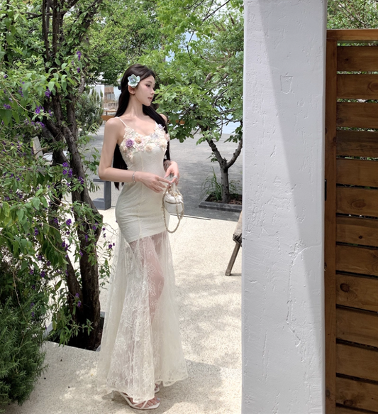 Alluring Stereo Flowers White Flowy Maxi Dress Romantic Cinched-Waist Sheer Tulle Overlay Spaghetti Strap Long Dress AP1349