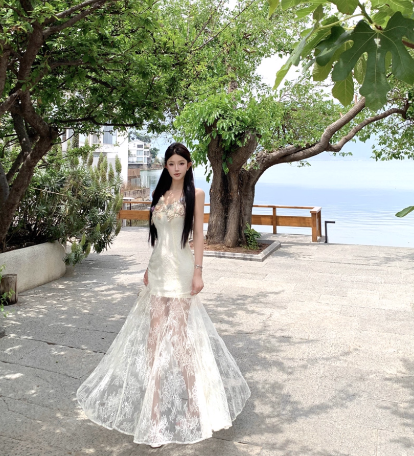 Alluring Stereo Flowers White Flowy Maxi Dress Romantic Cinched-Waist Sheer Tulle Overlay Spaghetti Strap Long Dress AP1349