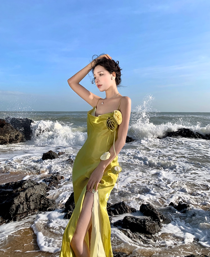 Coastal Trips Green Lustrous Fabric Maxi Dress French Style Sheath Flower Design High-Slit Long Dress AP1355
