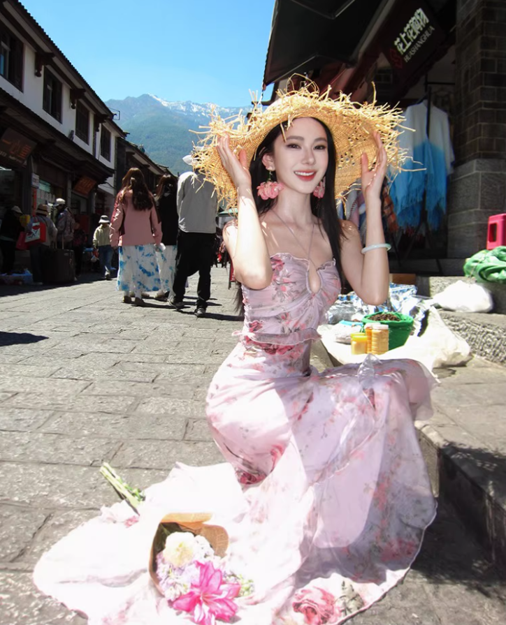 French-Inspired Pink Floral Print Sheath Maxi Dress Stunning Tiered Ruffles Hem Adjustable Halter Long Dress AP1363