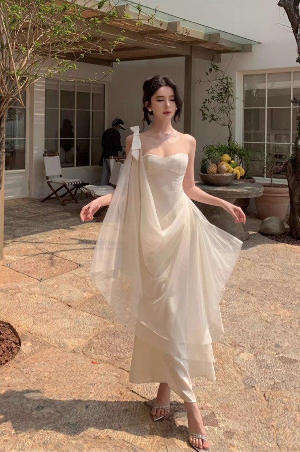 Graceful Sheer Tulle Splicing Maxi Dress Niche Sheath Open-Waist Flowy Mesh Trimmed Long Dress AP1368