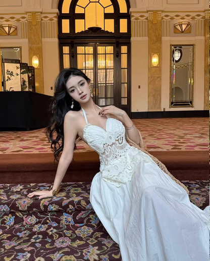 Graceful Sweetheart Neck Lightweight Maxi Dress Niche Cinched-Waist Hollow-Out Lace Flowy Halter Long Dress AP1378