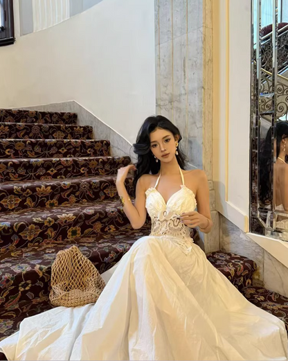 Graceful Sweetheart Neck Lightweight Maxi Dress Niche Cinched-Waist Hollow-Out Lace Flowy Halter Long Dress AP1378