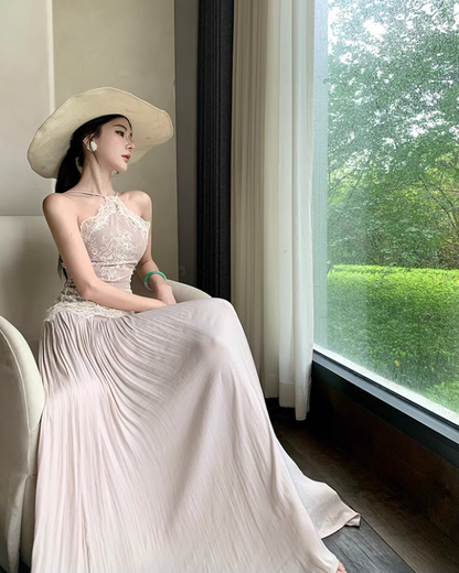 Graceful Applique Lace Trimmed Maxi Dress Chic Adjustable Spaghetti Strap Natural Pleat Long Dress AP1382