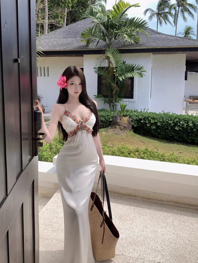 Summer Resort Vacays Floral Trim Maxi Dress Elegant Spaghetti Strap Satin Mermaid Long Dress AP1401