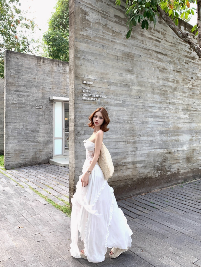 Sexy Lace Splicing Strapless Two-Piece Maxi Dress Fashionable Asymmetric Ruffled Hem Long Dress AP1403