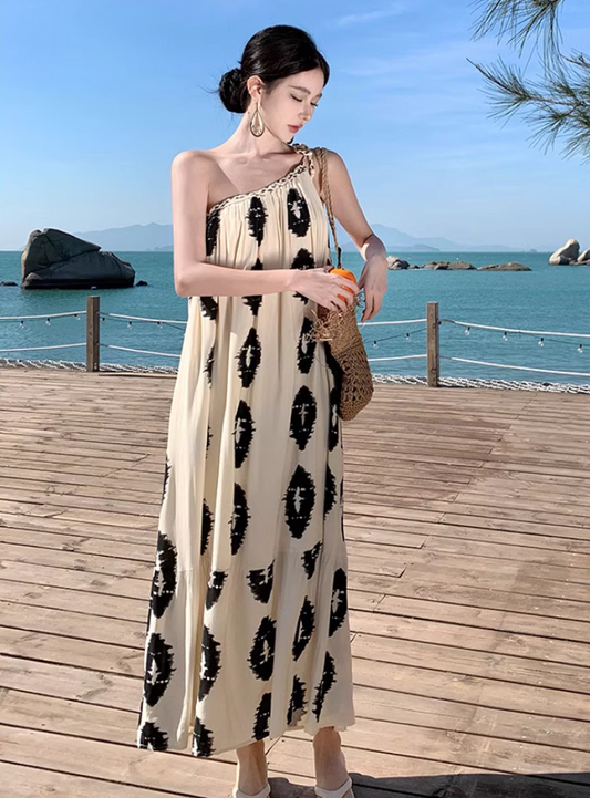 Avant-Garde One-Shoulder Boho Style Print Maxi Dress Chic Vacays Asymmetric Neck Loose Fit Long Dress AP1408