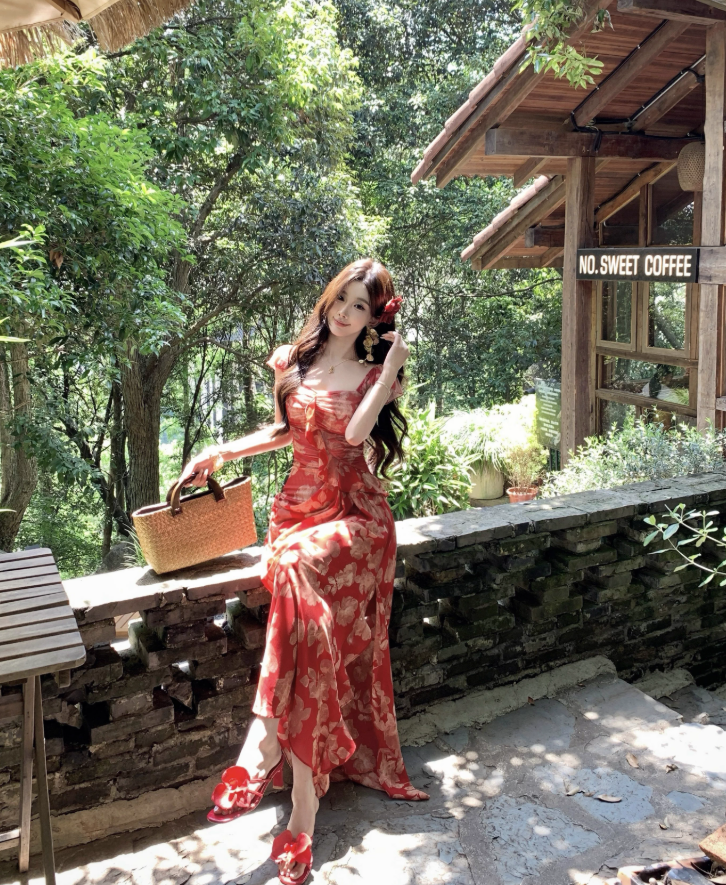 Alluring Square Neck Floral Print Maxi Dress Chic Red Flutter Short Sleeve Draped Slit Long Dress AP1421