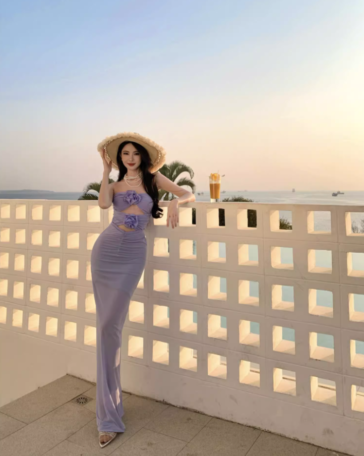 Gorgeous Purple 3D Flowers Hollow-Out Maxi Dress Niche Flexible Mesh Overlay Draped Long Dress AP1423