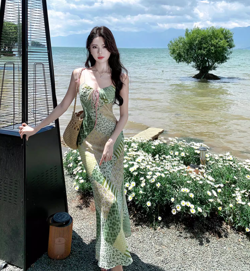 Dopamine-Inspired Clashing Floral Print Green Maxi Dress Y2K Beach Core Spaghetti Strap Mermaid Long Dress AP1426