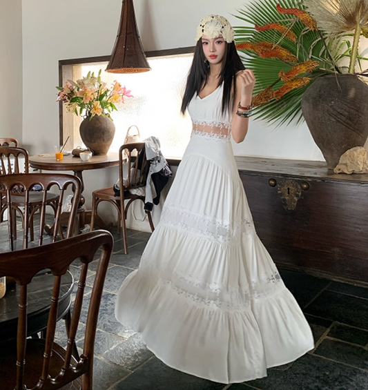Elegant Coastal Trips Spaghetti Strap White Maxi Dress Vogue Sheer Lace Splicing Backless Flowy Long Dress AP1436