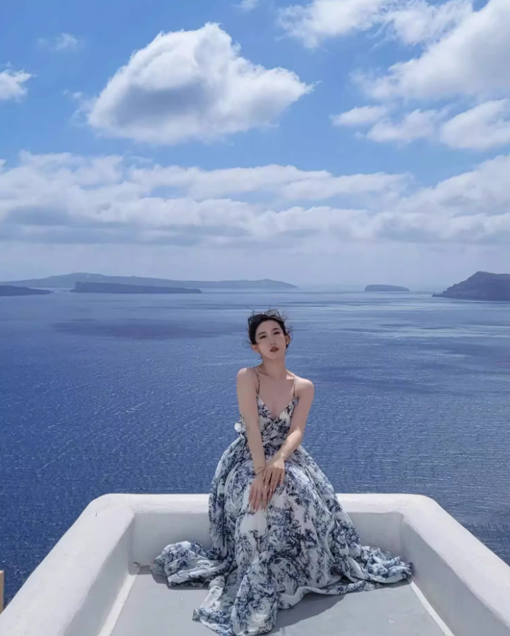 Vintage Island Vacation Blue & White Print Maxi Dress Niche Flowy Spaghetti Strap Waist-Tie Long Dress AP1443