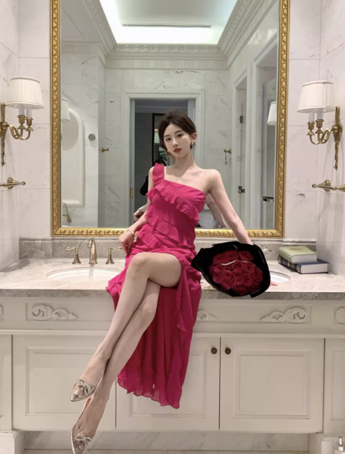 Glamorous Pink One-Shoulder High Slit Maxi Dress Vibrant Ruffled Tiered Cocktail Parties Long Dress AP1457