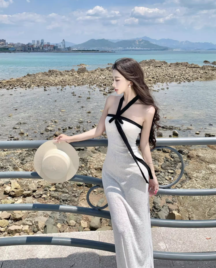 Vintage Backless Coastal Vacays White Sheath Maxi Dress Chic Ribbon Tie Black Trimmed Halter Long Dress AP1464