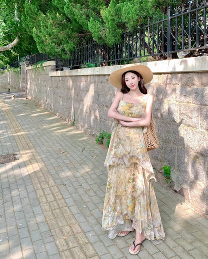 Romantic Floral Print Island Vacation Maxi Dress Chic Flowy Spaghetti Strap Tiered Ruffles Hem Long Dress AP1471