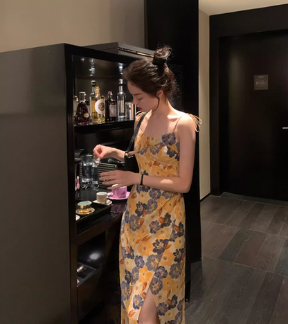 French Style Floral Print High-Slit Maxi Dress Classical Island Vacation Adjustable Spaghetti Strap Long Dress AP1473