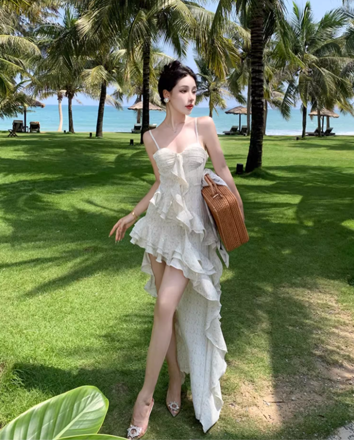 Alluring Tiered Ruffles Swing Hem Maxi Dress French Style Spaghetti Strap Hi-Lo Length Long Dress AP1477