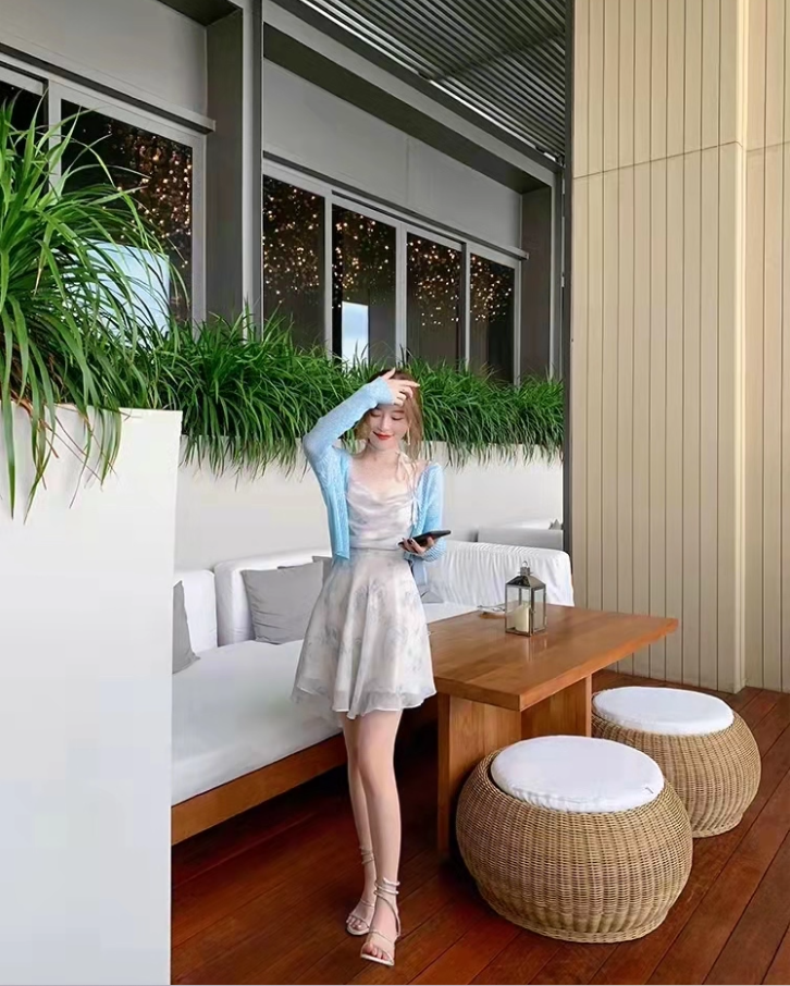 Chic Open-Waist Tiered Swing Hem Maxi Dress French Style Spaghetti Strap Blue Sheer Mesh Overlay Long Dress AP1478