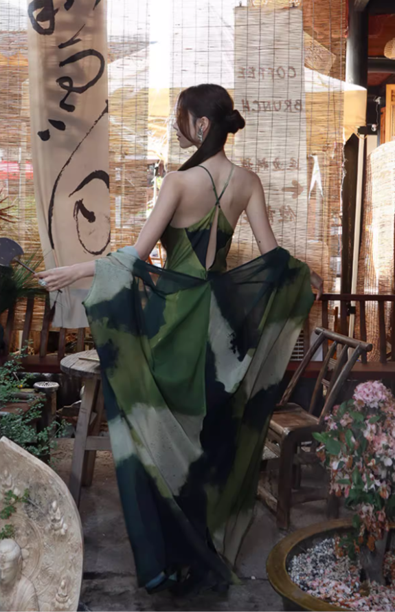 Vogue Ink Wash Gradient Bamboo-Green Maxi Dress With Stole Vintage Spaghetti Strap East Elegance Long Dress AP1479