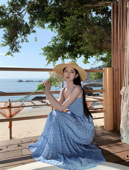 Classical Blue Floral Print Maxi Dress Scenic Vacays Flowy Gentle High-Waisted Spaghetti Strap Long Dress AP1484
