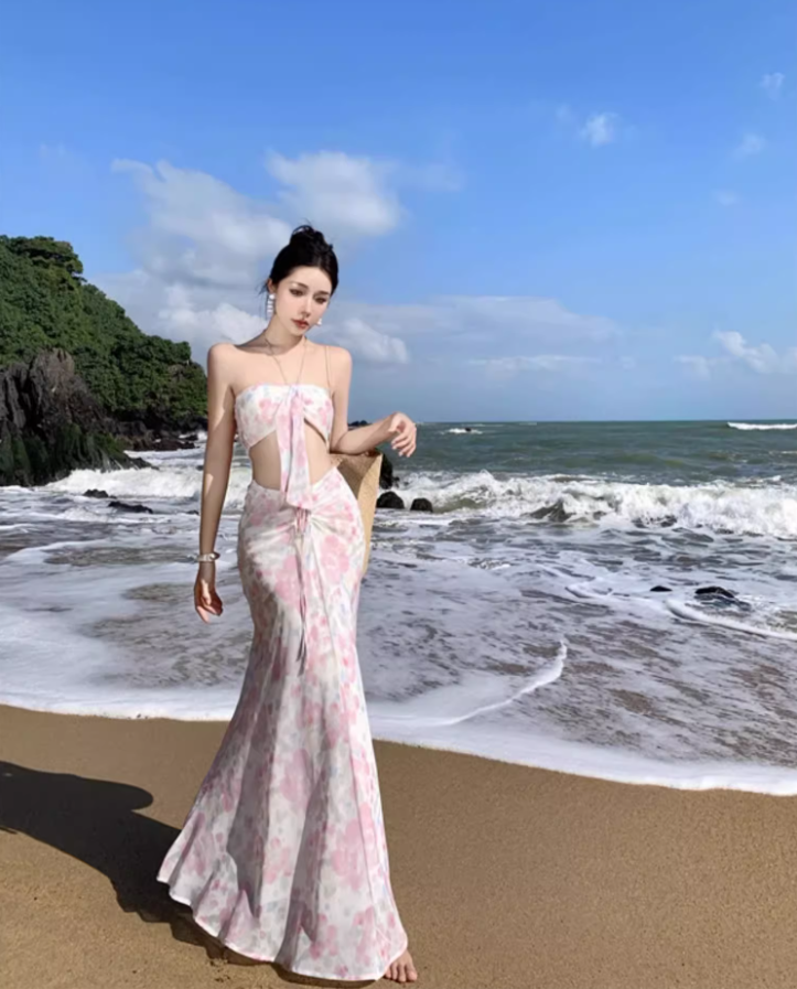 Romantic Tie-Front Cutout Two-Piece Set Maxi Dress Vogue Coastal Trips Pastel Floral Print Halter Long Dress AP1499
